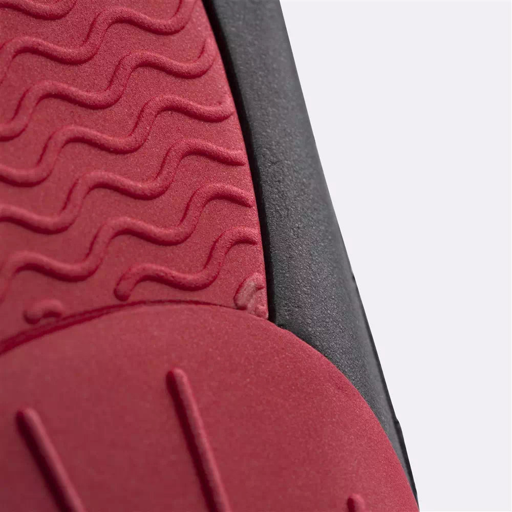 Heated insoles with external battery